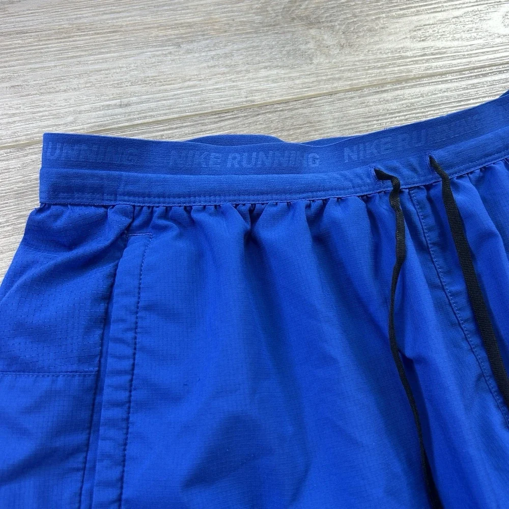 Nike Stride 2-in-1 Running Athletic Shorts Men's 6
